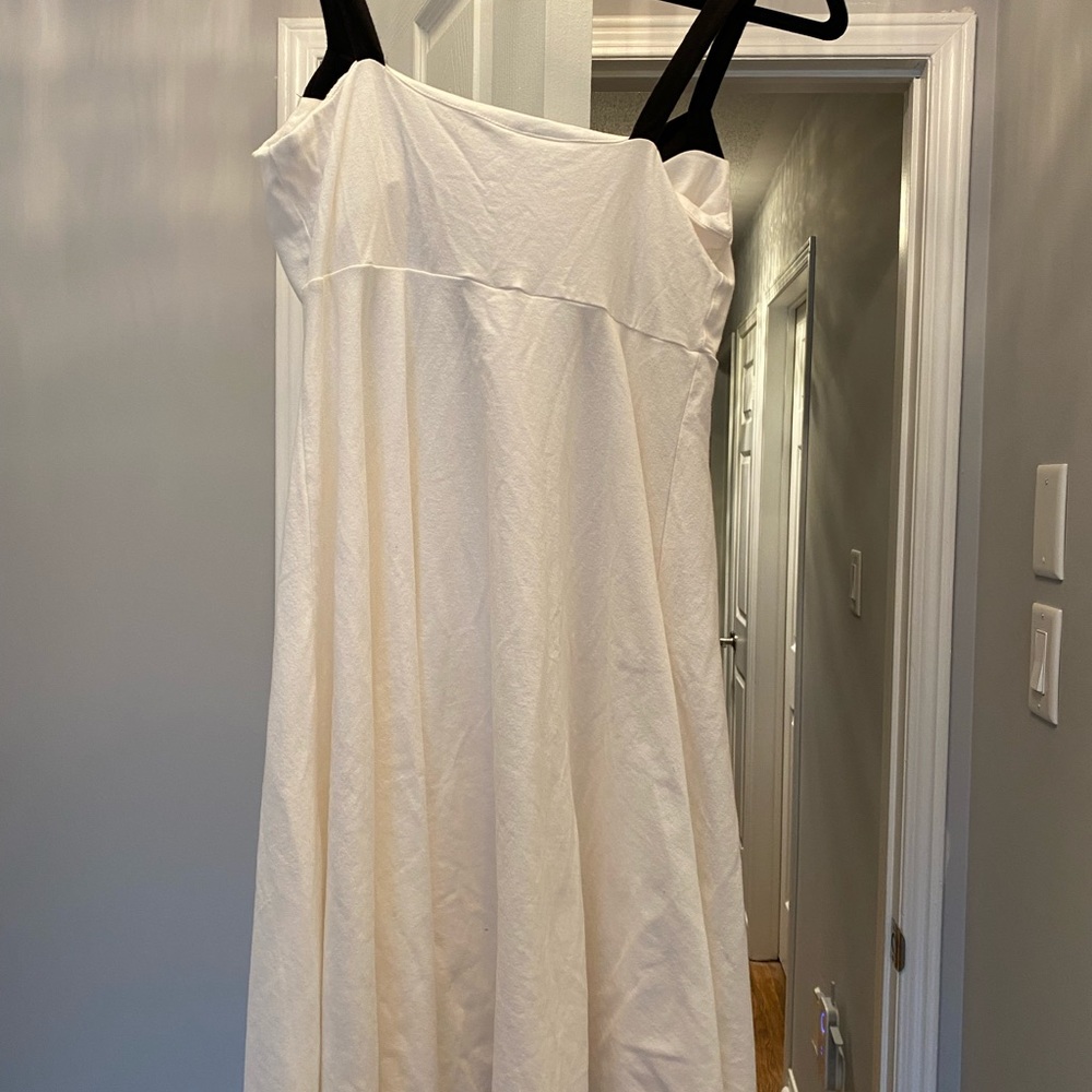 Victoria Secret summer dress - Picture 3 of 4